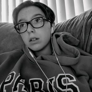 Meet your Posher, Chloe